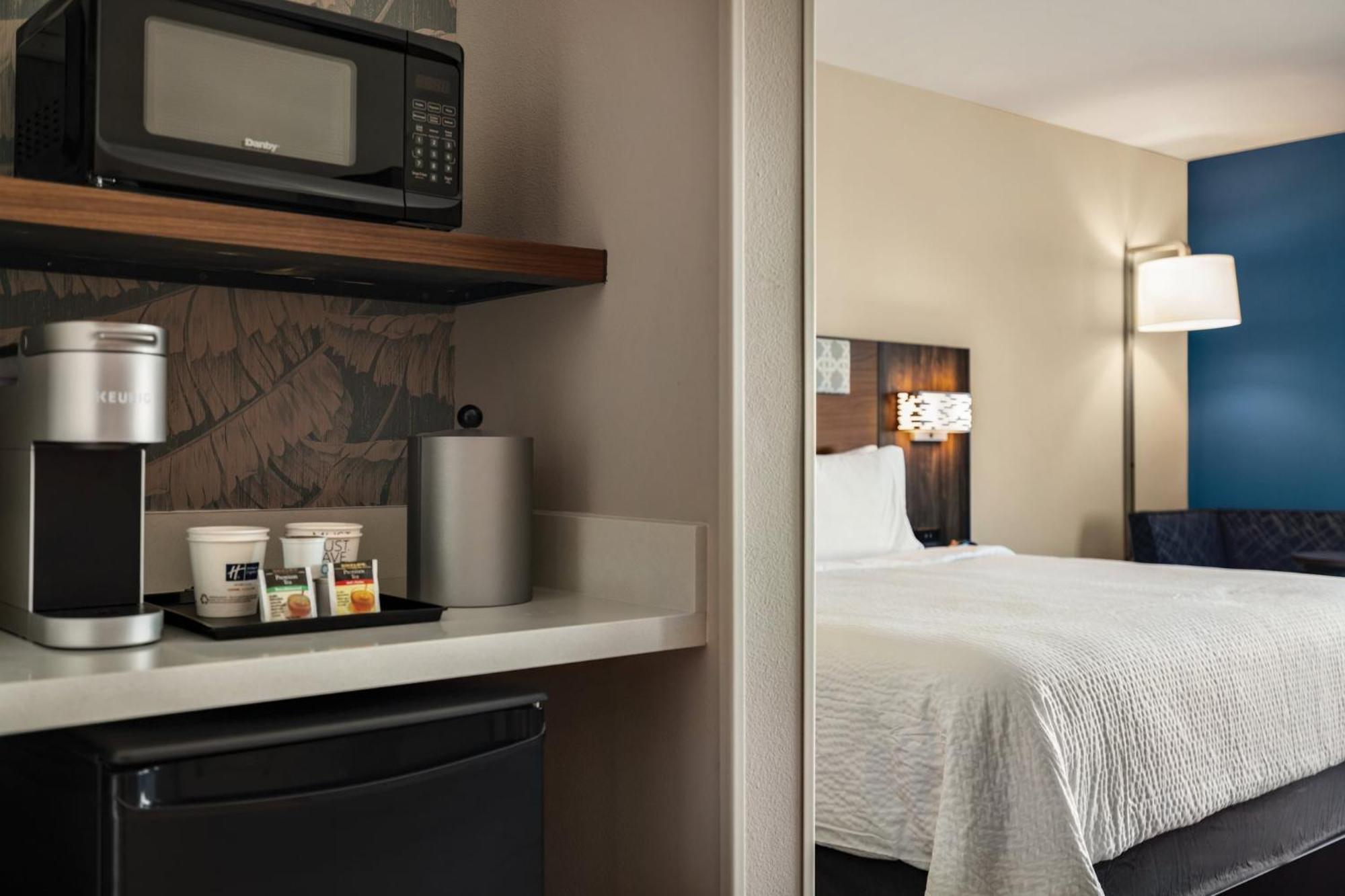 Holiday Inn Express Cape Canaveral By Ihg Екстер'єр фото