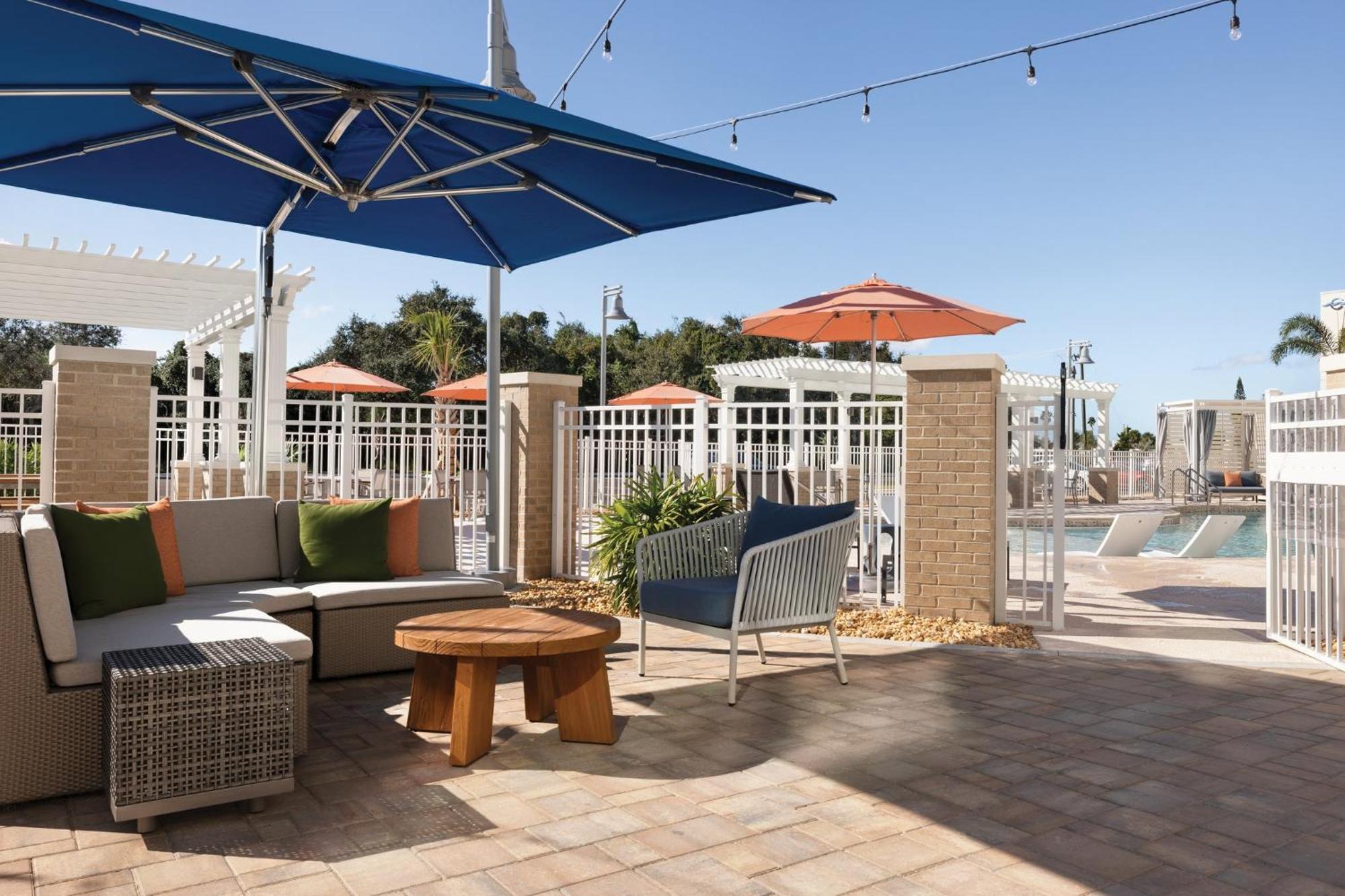 Holiday Inn Express Cape Canaveral By Ihg Екстер'єр фото